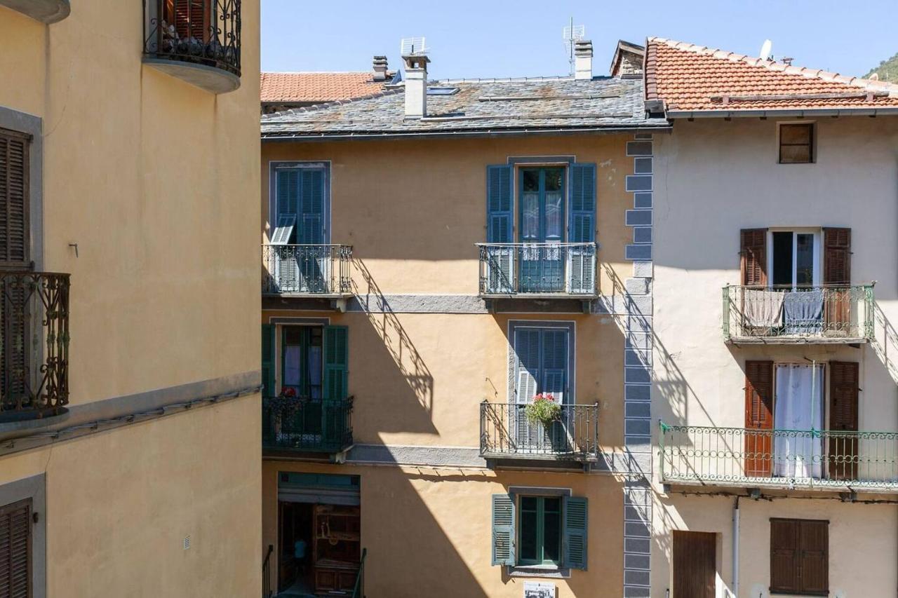 Sunny 1-Bed Apartment In Lovely Mountain Village La Brigue Экстерьер фото